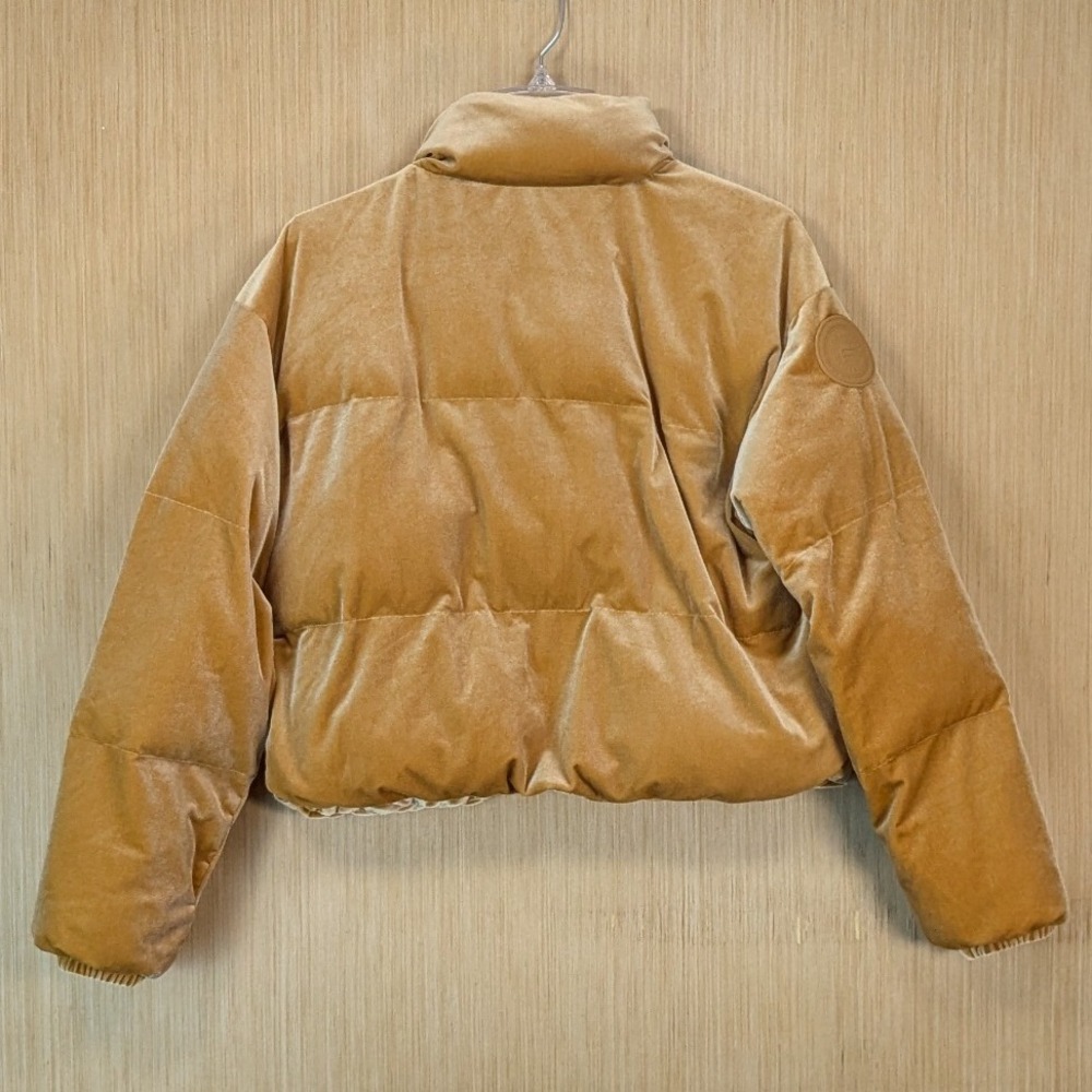 Fabletics Womens Wander Crushed Velour Honey Yellow Cropped Puffer Jacket XS - Picture 3 of 8